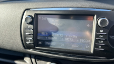 Toyota Yaris 1.5 VVT-i Y20 5dr [Bi-tone] Petrol Hatchback